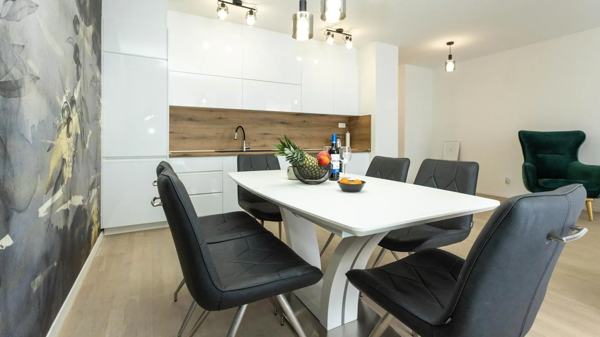 Yuki 2Br Apt W Balcony And Parking Near Old Town ザダル
