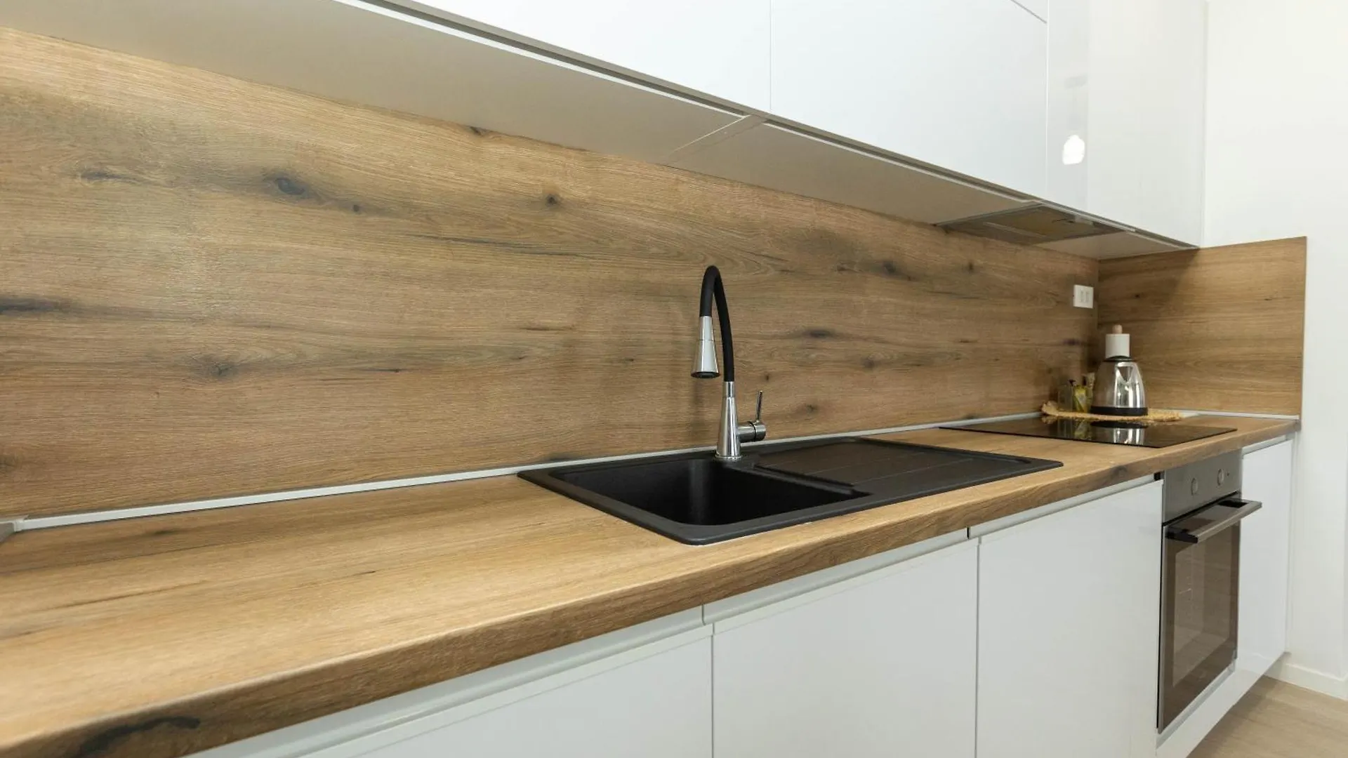 Yuki 2Br Apt W Balcony And Parking Near Old Town ザダル アパート
