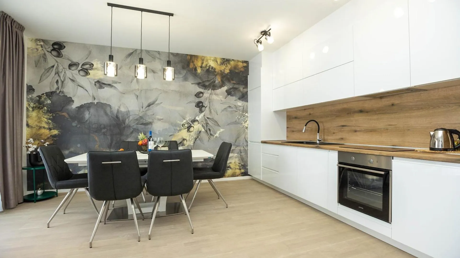 Yuki 2Br Apt W Balcony And Parking Near Old Town ザダル